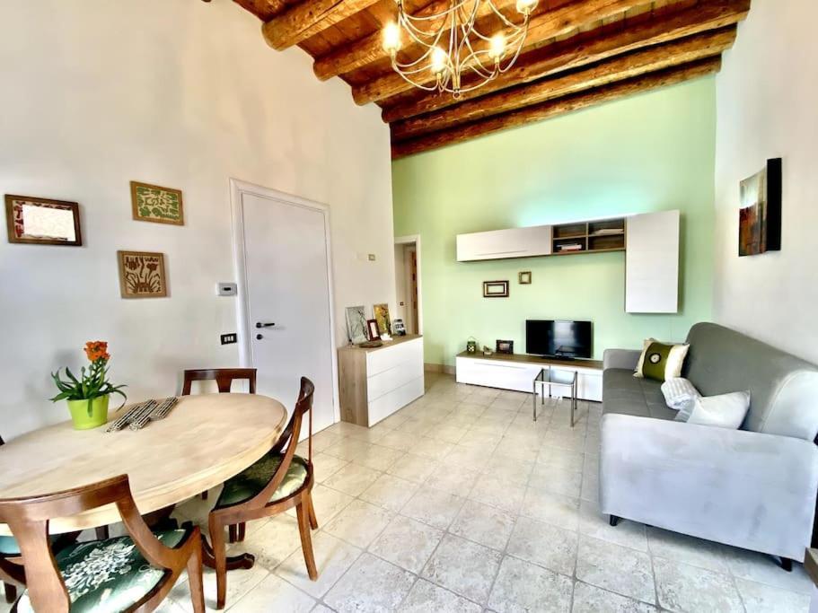 Ferienwohnung Zona Fiera A 10 Minuti Dal Centro Con Parcheggio Verona Exterior foto