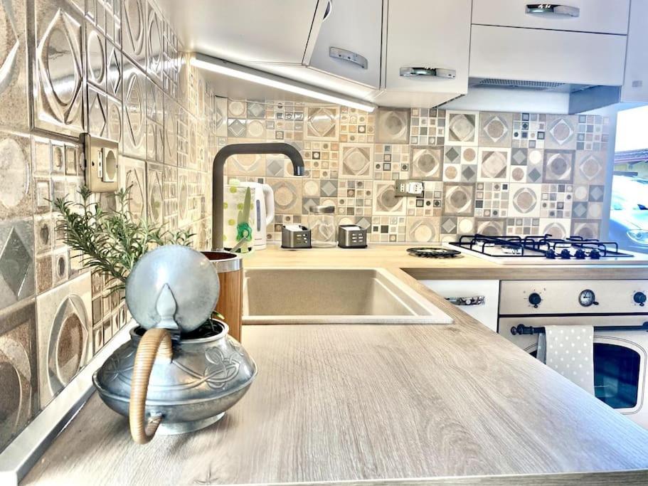 Ferienwohnung Zona Fiera A 10 Minuti Dal Centro Con Parcheggio Verona Exterior foto